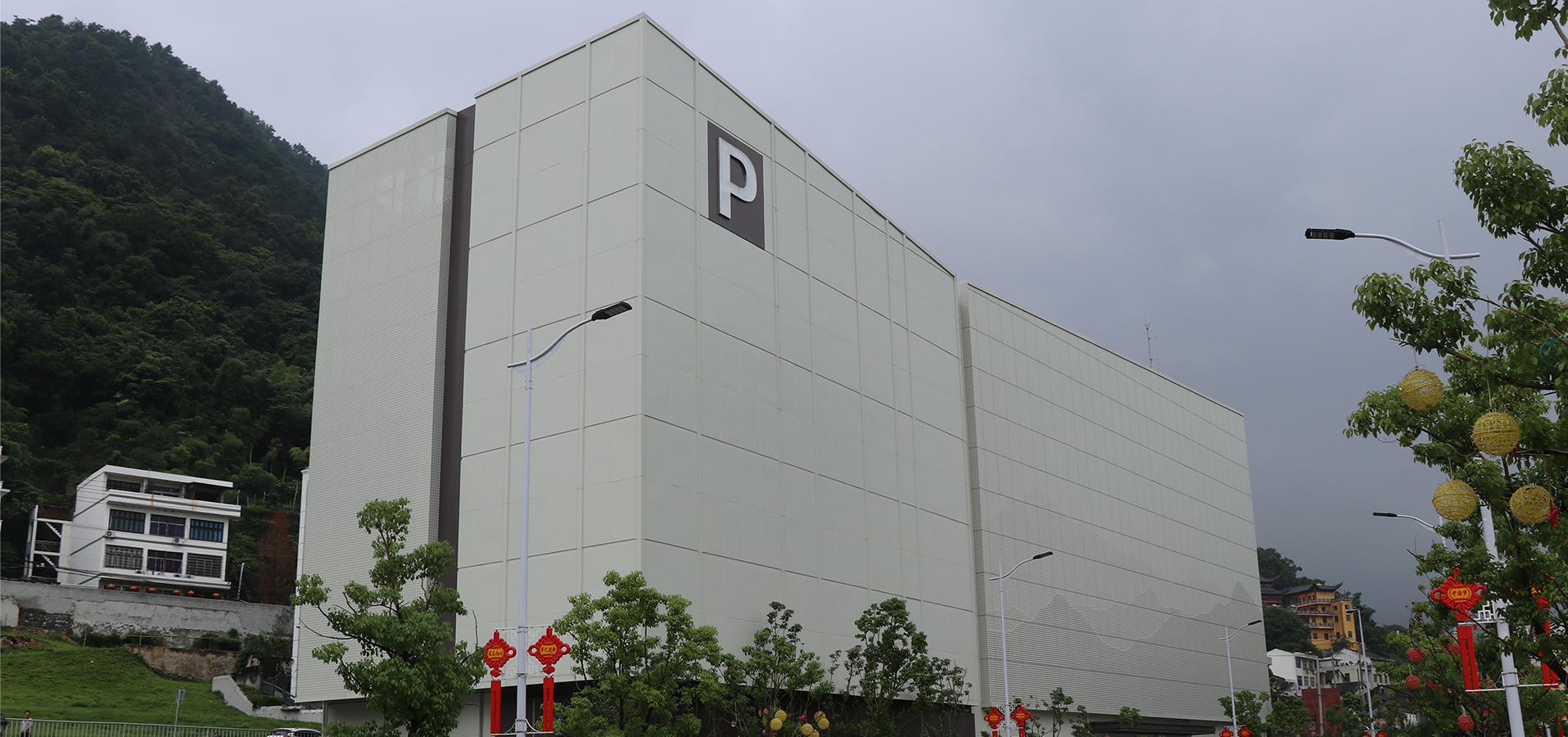 Wenzhou Pingyang County Front Square Stereoscopic Parking Lot